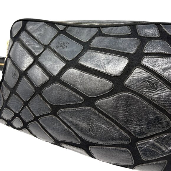 CHANEL Vintage CC Logo Crossbody Bag Lambskin Jersey Scales Leather [106390] - Picture 10 of 16